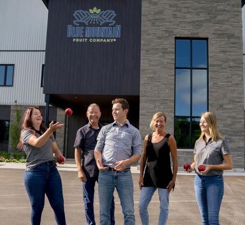 The Botden Family in front of Blue Mountain Fruit Company