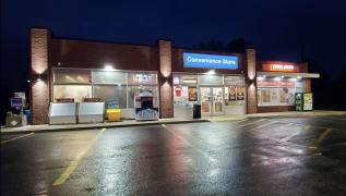 thornbury esso & pizza pizza